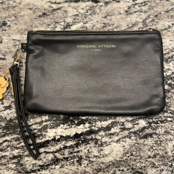 Adrienne Vittadini Classic Black Clutch - Picture 1 of 4